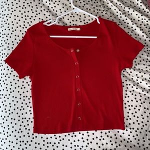 RED BUTTONED CROP TOP